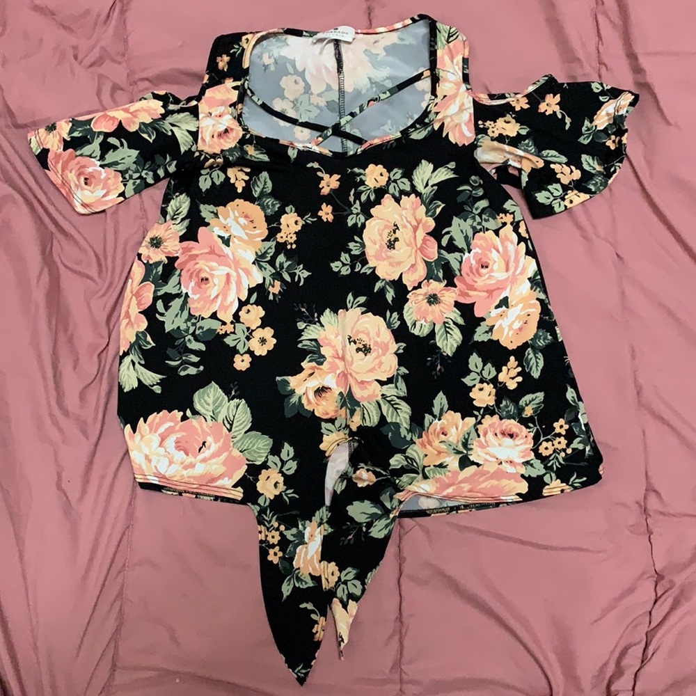 Threads Studio Shirt